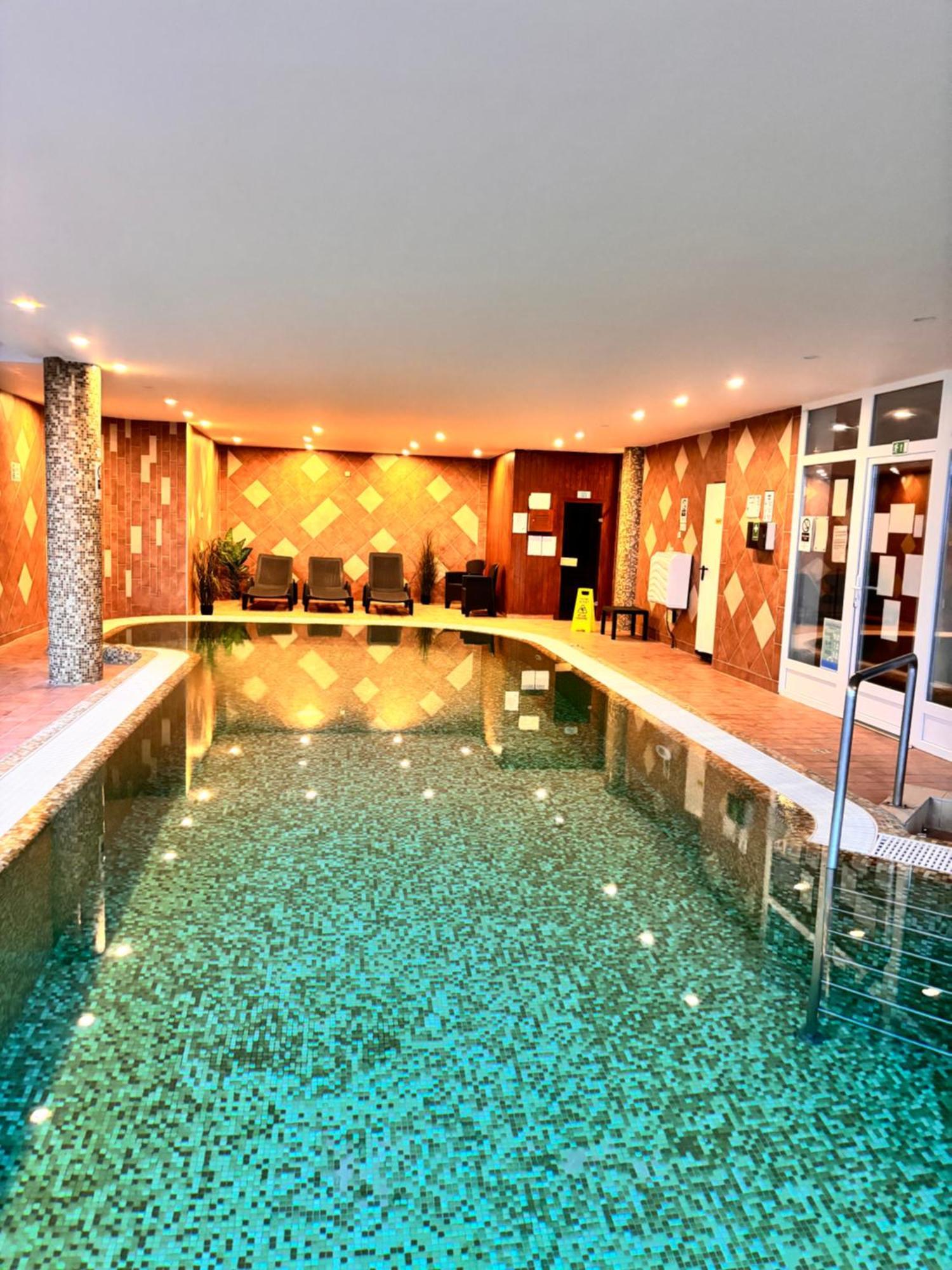 Fonix Wellness *** 1 A Epuelet Heviz Exterior photo